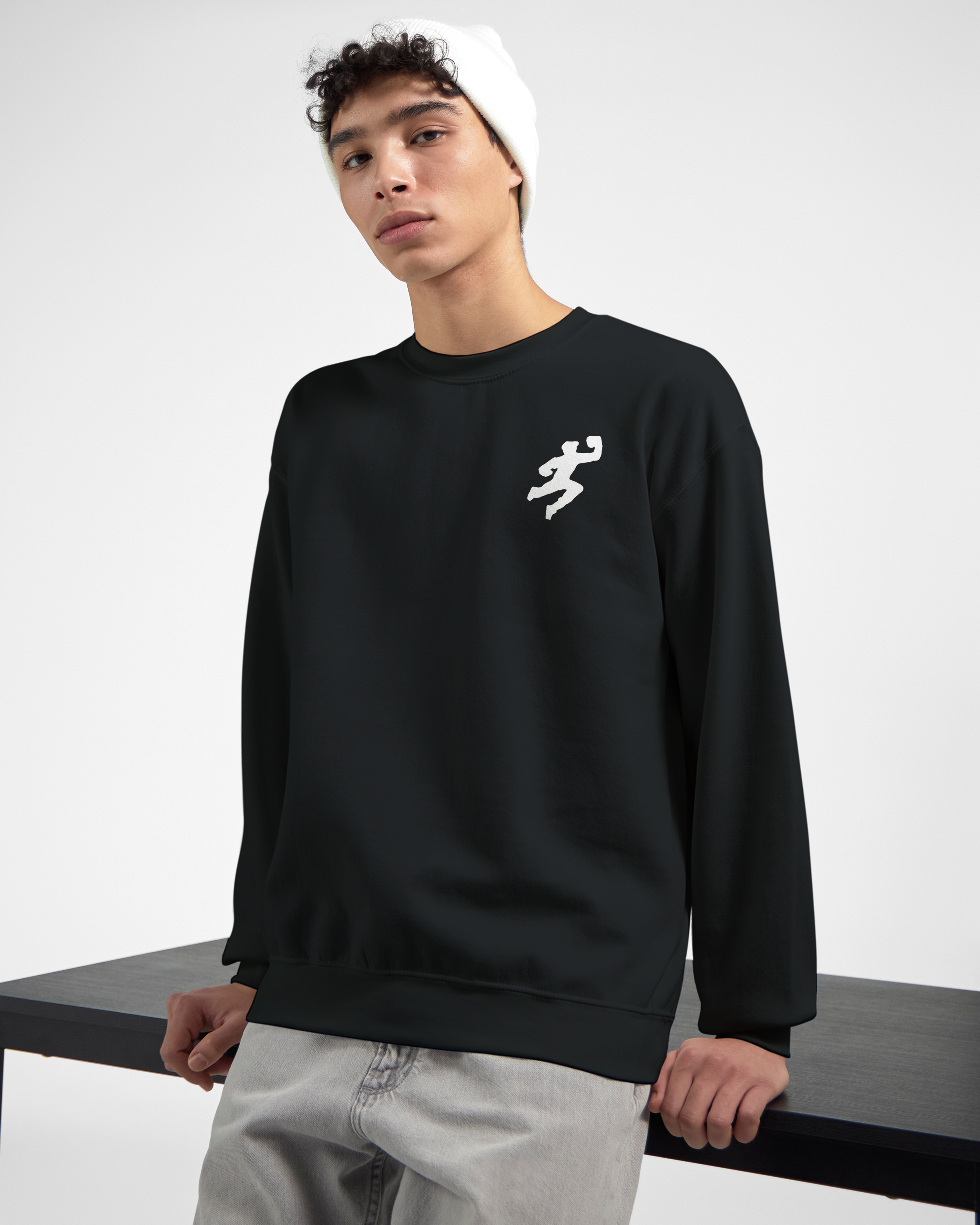 FIRST STRIKE Crewneck — Form
